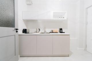 M6 Main Square Stylish One Bedroom - 2