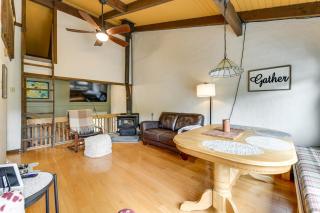 Greek Peak Retreat! Townhome w/ Mountain Views - 7