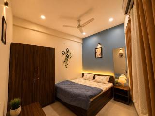 The Cozy Cave 1bhk luxury stay - 6