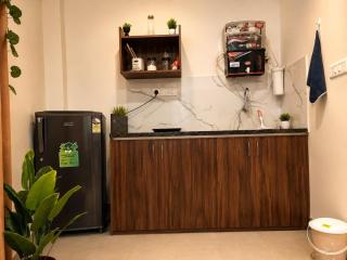 The Cozy Cave 1bhk luxury stay - 5
