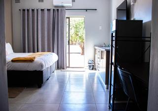 EMatolweni Guesthouse - 7