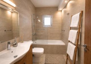 Beachfront apartment with sea view - 2