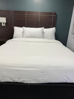 Countryside Inn - 0
