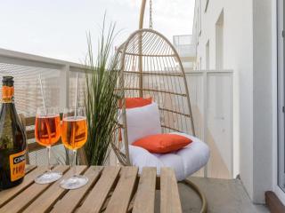 Quiet City Apartment for 4 - 2