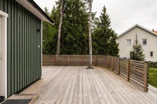 Charming Gäddeholm Cottage - 5