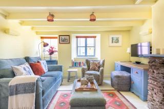 Sherbourne Cottage - 1