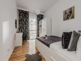 Beautiful Flat with Garage - 2
