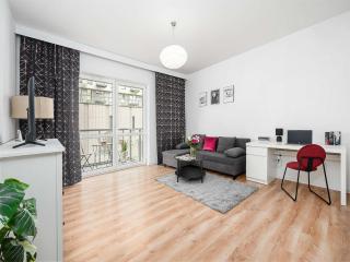 Cozy Flat near Manufaktura - 1