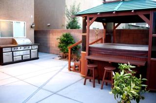 Private Home with Game Room & Spa - 0