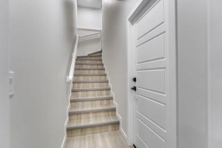 Executive 2 bedroom suite in Estate house - 7