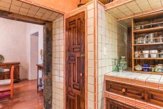 Old World Charm & Amazing Views in Historic Center - 5