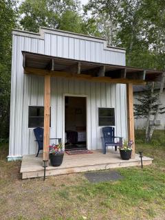 The Angler | Cross Stone Cabins • Walk to Rangeley Lake & Do - 1