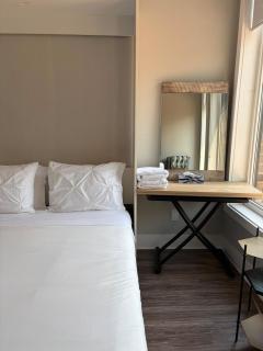 Modern 1BR Apartment in Beechwood Village - 5
