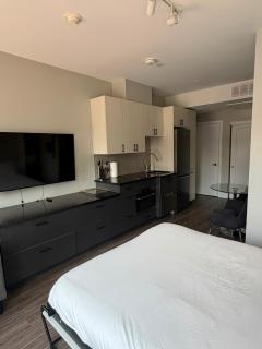 Modern 1BR Apartment in Beechwood Village - 4