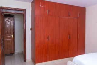 Modern 2BR Haven Carrefour, Pizza Inn & Chicken Inn - 4