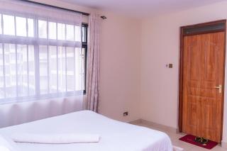 Modern 2BR Haven Carrefour, Pizza Inn & Chicken Inn - 1