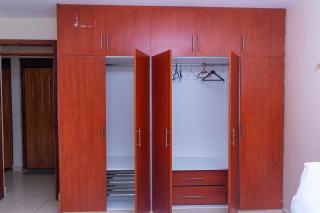 Modern 2BR Haven Carrefour, Pizza Inn & Chicken Inn - 5