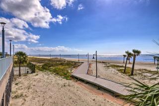 Spacious Biloxi Getaway w/ Pools & Beach Access! - 5