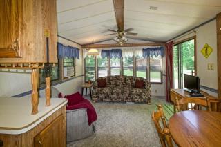 Bigfoot Bungalow at Balsam Bay Resort - 6