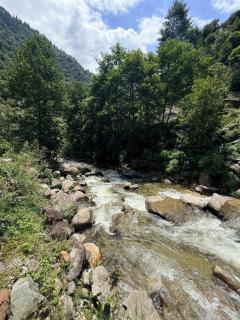 River Edge Home Stay, Sainj - 3