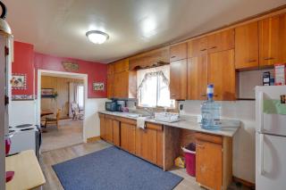 Charming 'Corral Creek Ranch House' in Circle - Circle - 4