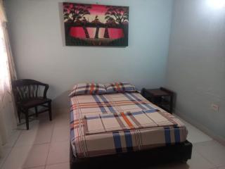 Hostal Sadhana - 8