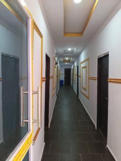 Champions Guests House and Suites Iraokhor - 1