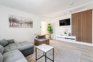Delightful 2 Bedroom Apartment in Bristol - 7