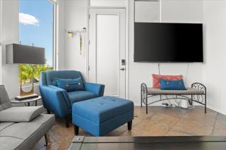Luxury Tempe Escape Near Town Lake & Mill Ave - 8