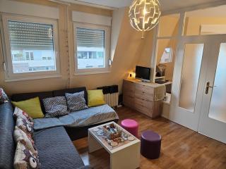 Nest - 9