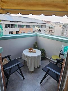 Nest - 3