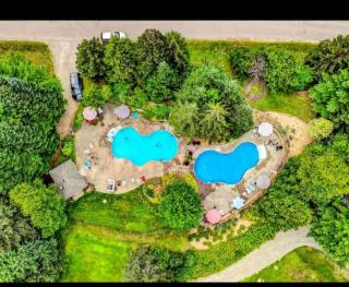 Serene 3-Bedroom Chalet in Mont-Tremblant - 8