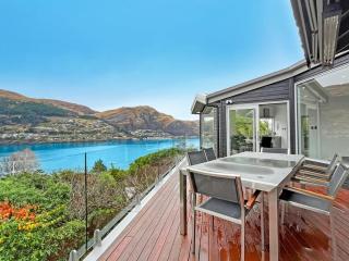 Lakeview Spa Retreat | Peninsula Escape - 0