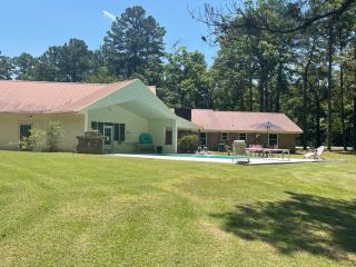 The Howard House - 4