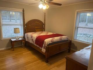 The Howard House - 1