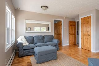 Private Lakefront Escape Swim Sip Wine Stargaze 25 Mins to Halifax - 9