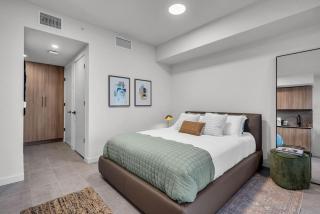 Brand New Downtown Miami Studio with Rooftop Pool - 4