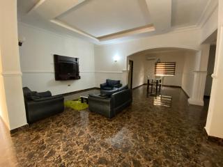 Crispan Luxury Apartment - 0