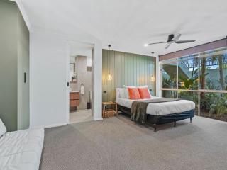 Yarrawonga Lakeside apartment 43 - 3 Bedrooms - 5
