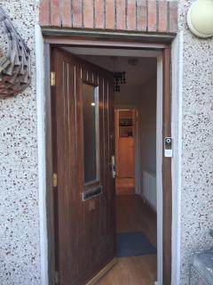 2 bedroom house - 4
