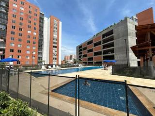Lujoso Apartamento con Piscina y Aire ,Cerca Clínica Valle del Lili y Jardín Plaza - 6