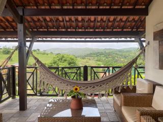 Casa de Campo espaçosa com área gourmet em Gravatá - 9