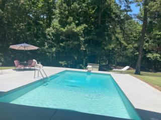 The Howard House - 8