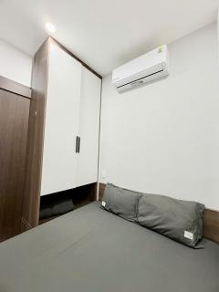 Căn hộ cao cấp 1 phòng ngủ gần cầu Rồng - 2