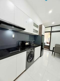 Căn hộ cao cấp 1 phòng ngủ gần cầu Rồng - 1