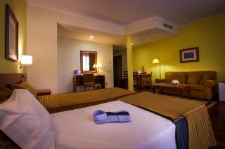 Hotel Camoes - Ponta Delgada - 1