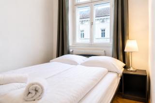 Comfortable 2BR Apartment Near Burggasse - 4