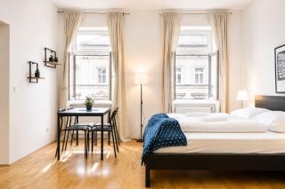 Spacious & Elegant 2BR Apartment Near Wiener Stadthalle - 3