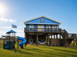 Gulf Gumbo Club 90 Steps to Sand Sleeps 10 - Surfside Beach - 0