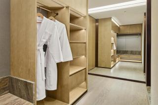 Chongqing Lijia Baiyun Lake Hotel, Curio Collection by Hilton - 2